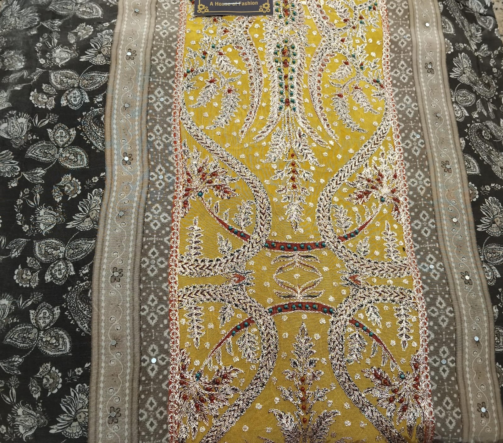 pure printed crepe suit with zari work (4 colours) pure printed crepe suit with zari work (4 colours)