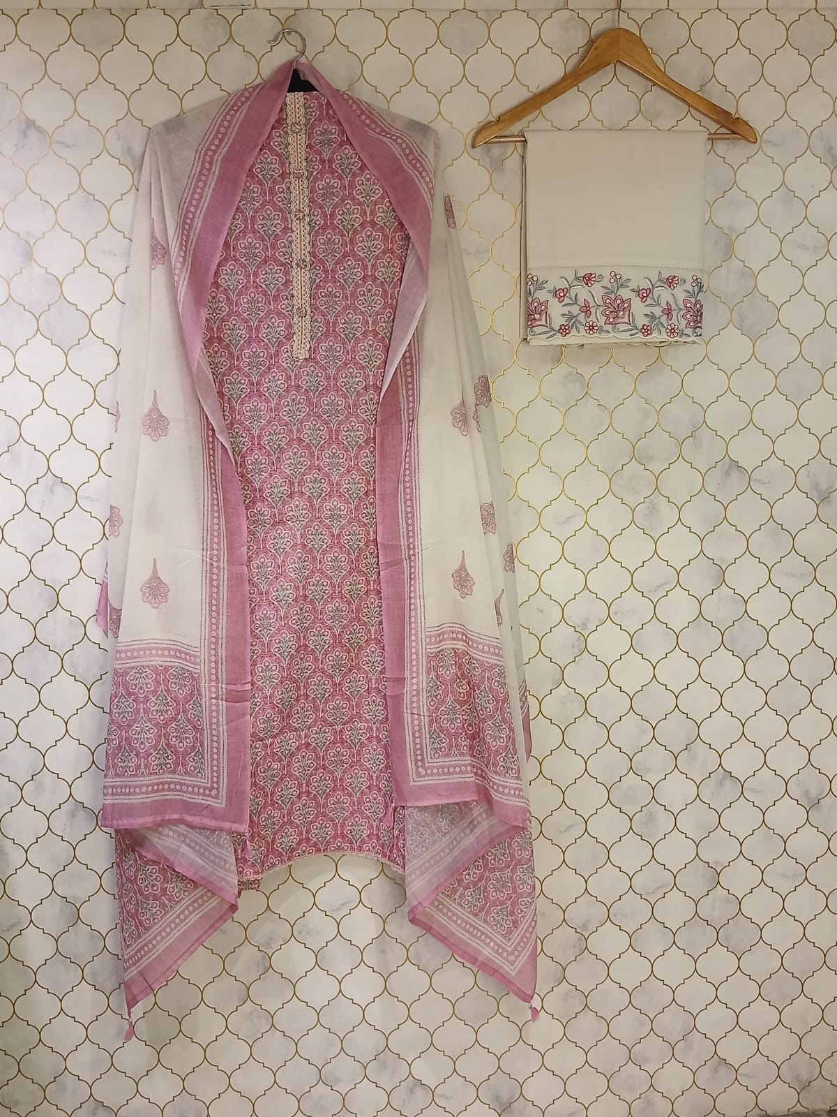 pure cotton jaipuri hand block print on neck pure cotton jaipuri hand block print on neck