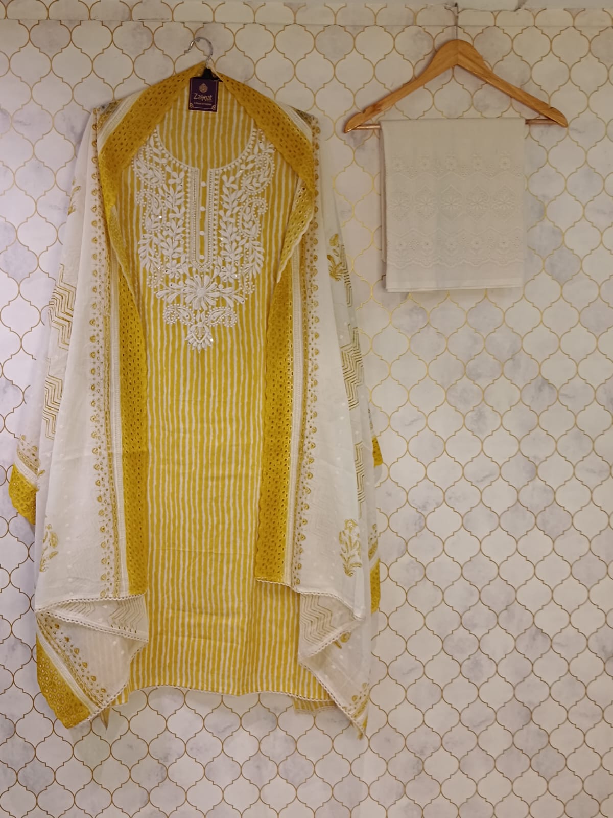 pure cotton leheriya print lucknowi chikankari work pure cotton leheriya print lucknowi chikankari work