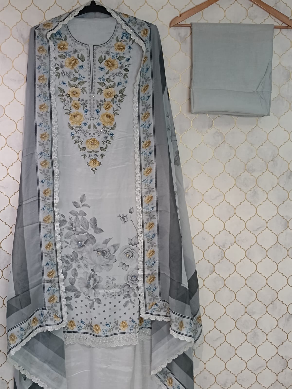 pure maslin cotton with flower printed pure maslin cotton with flower printed
