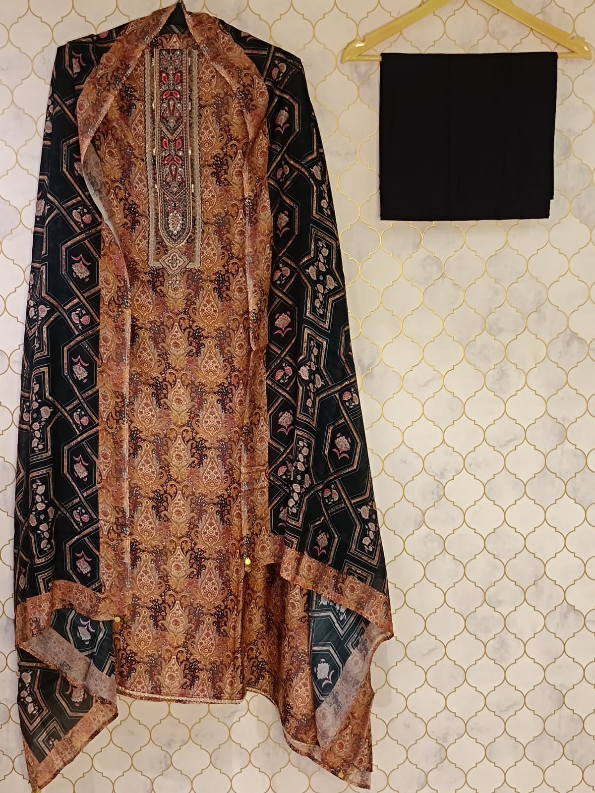 pure cotton mul pashmina print on neckline pure cotton mul pashmina print on neckline