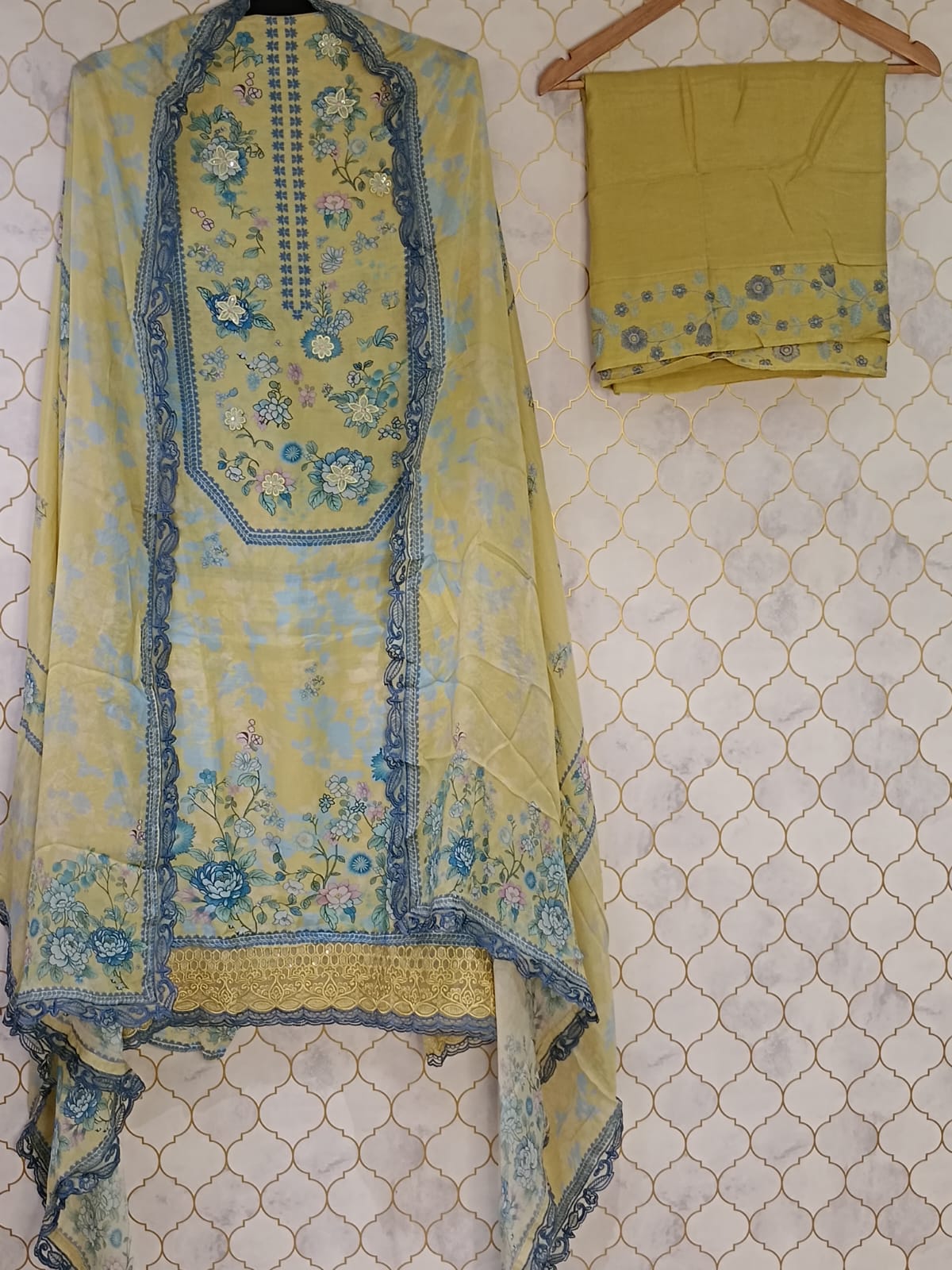 pure cotton muslin with flower printed pure cotton muslin with flower printed