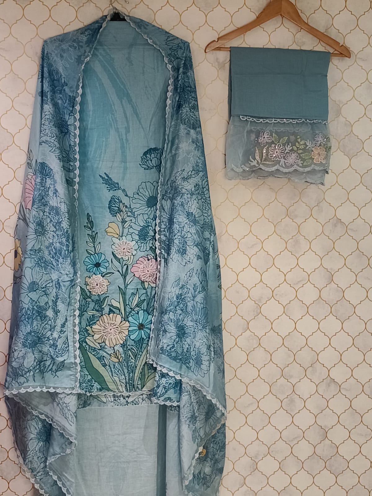 u1057 pure cotton mul mul with digital printed lace given on hemline u1057 pure cotton mul mul with digital printed lace given on hemline