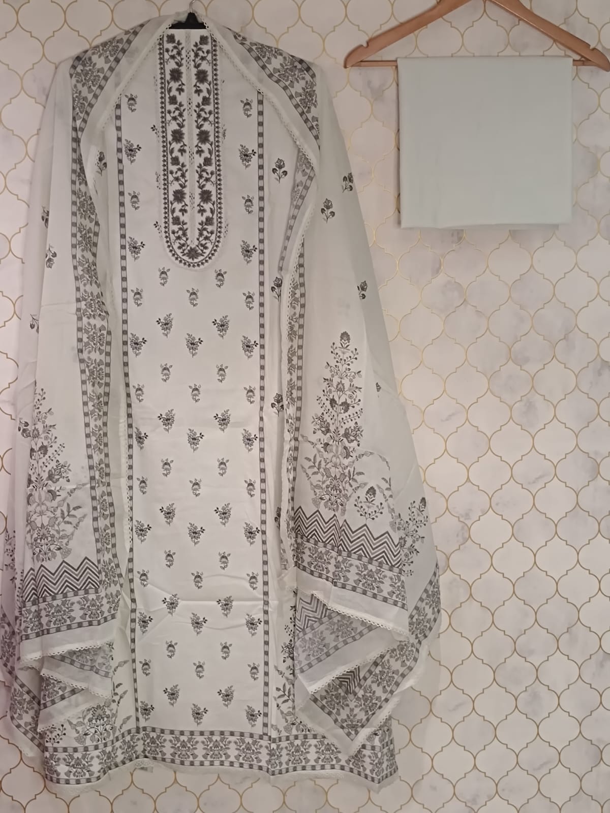 u1060 pure cotton front printed neckline thread work with lace detailing lace given on hemline u1060 pure cotton front printed neckline thread work with lace detailing lace given on hemline