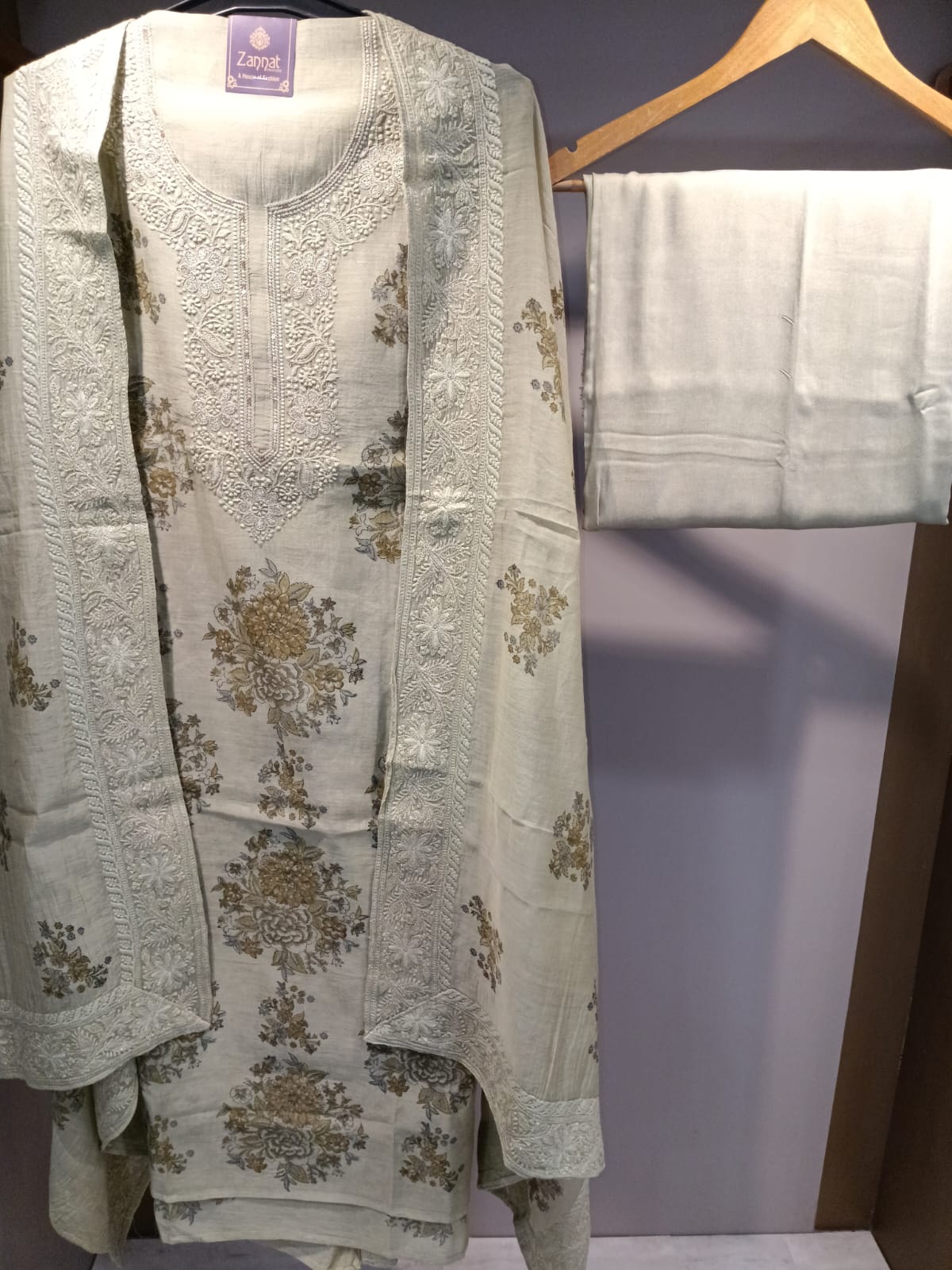 u1140 pure cotton mul mul flower printed thread work with sequence zari detailing on neckline u1140 pure cotton mul mul flower printed thread work with sequence zari detailing on neckline